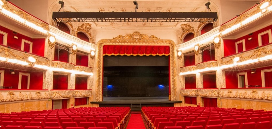 Tander Inversiones sube el Teatro Tívoli al escenario del MAB